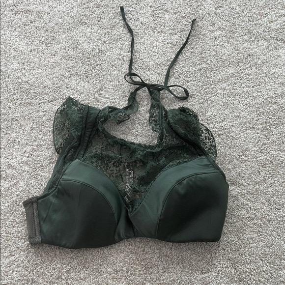 Victoria's Secret Other - Victoria's Secret Dark Green Lace Bralette